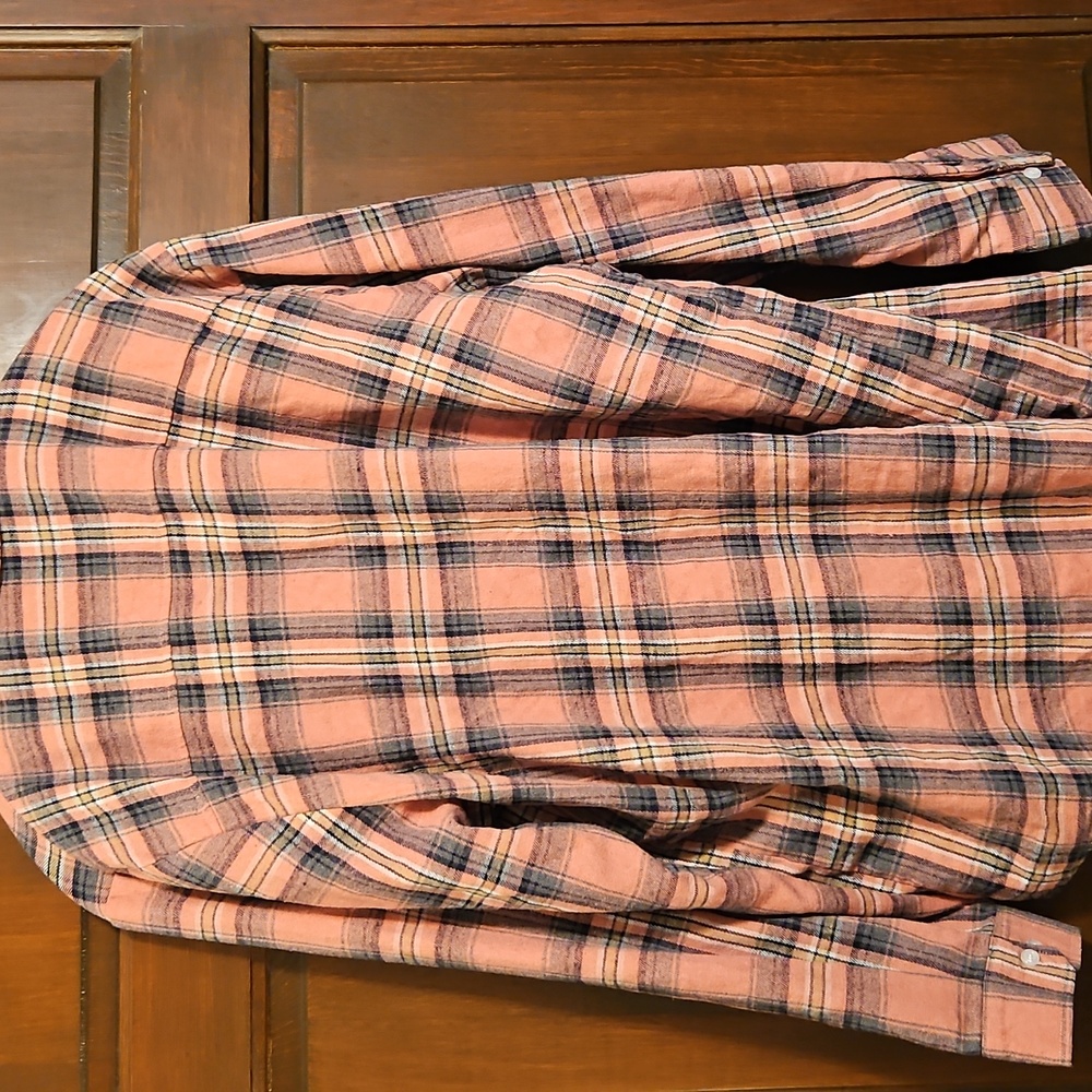 Pink Flannel - Picture 4 of 4